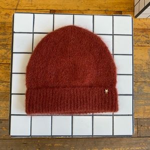 Des petits hauts hat